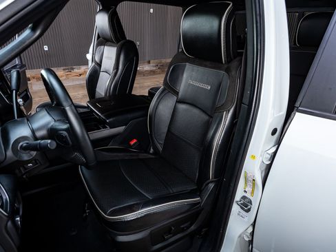 Used 2023 RAM 3500 Laramie AWD/4WD image 30