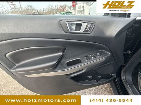 Used 2022 Ford EcoSport Titanium w/ Interior Protection Package image 23
