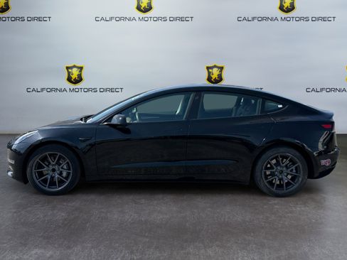 Used 2023 Tesla Model 3 Standard Range RWD image 2