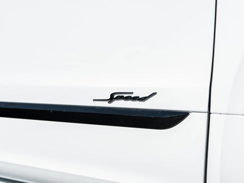 Used 2023 Bentley Bentayga Speed image 17