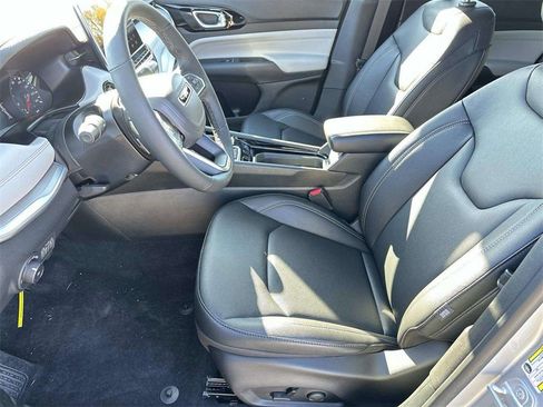 New 2026 Jeep Compass Limited image 10