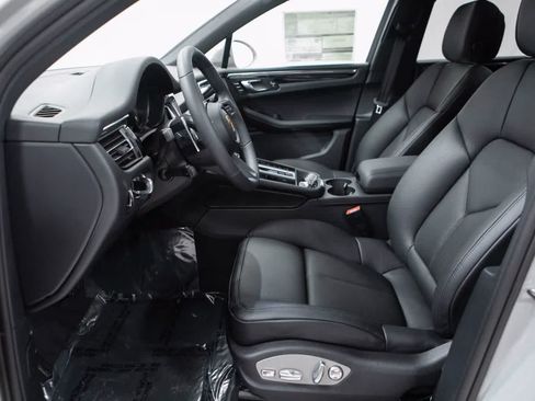 Used 2026 Porsche Macan S AWD/4WD image 22