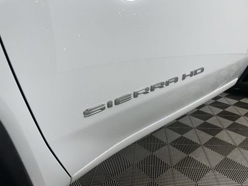 Used 2024 GMC Sierra 2500 SLE w/ SLE Convenience Package image 31