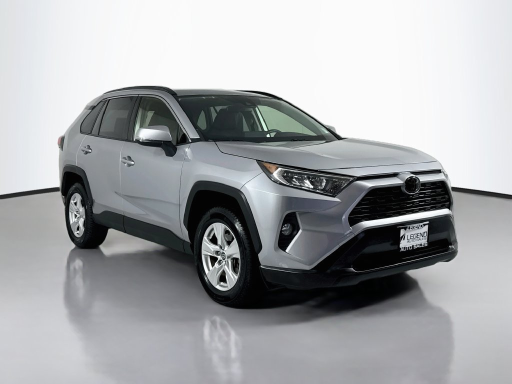 Used 2019 Toyota RAV4 XLE w/ Convenience Package AWD/4WD image 4