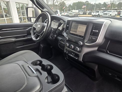 Used 2024 RAM 2500 Big Horn image 19