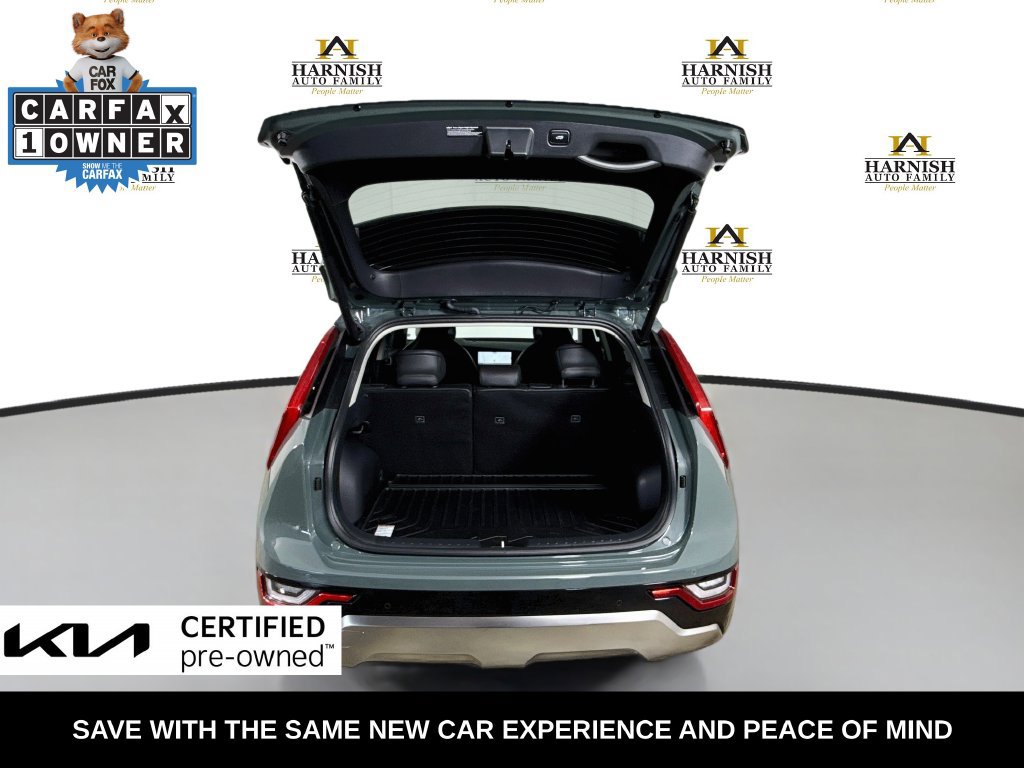 Used 2025 Kia Niro SX Touring FWD image 34