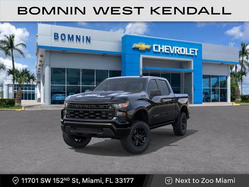 New 2026 Chevrolet Silverado 1500 Custom Trail Boss w/ Midnight Edition image 1