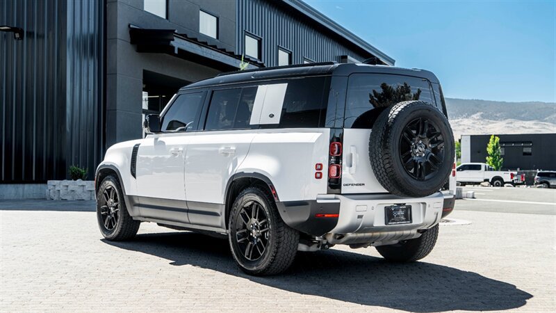 Used 2024 Land Rover Defender 110 S AWD/4WD image 2
