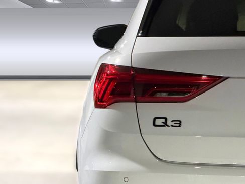 Certified 2025 Audi Q3 2.0T Premium Plus w/ Premium Plus Package AWD/4WD image 13