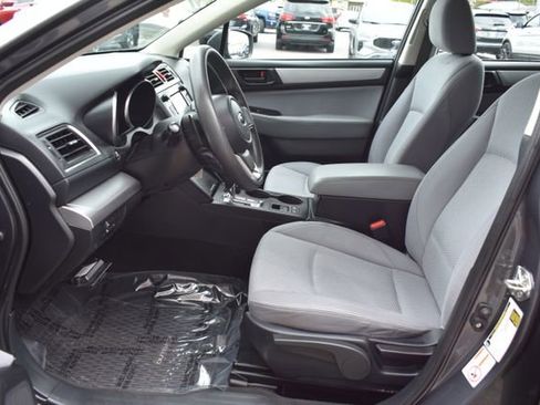 Used 2018 Subaru Outback 2.5i AWD/4WD image 16