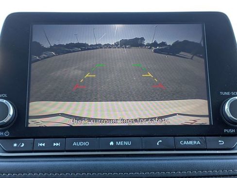 Certified 2024 Nissan Rogue S image 26