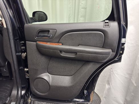 Used 2007 Chevrolet Tahoe LT w/ LT Preferred Equipment Group image 27