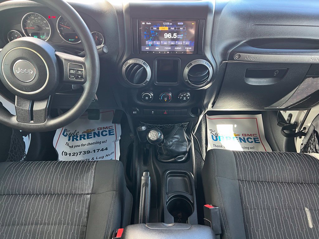 Used 2012 Jeep Wrangler Unlimited Sport AWD/4WD image 10