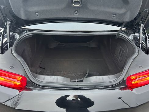 Used 2022 Chevrolet Camaro LT image 24