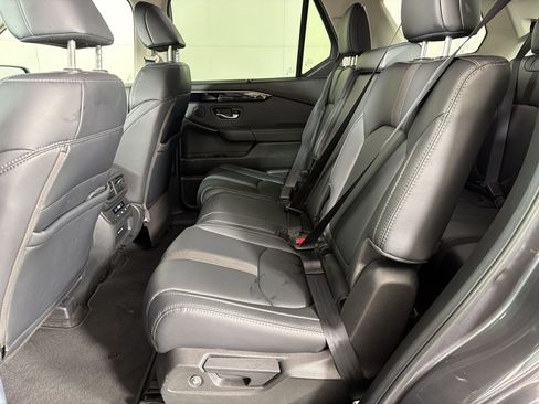 Used 2025 Honda Pilot EX-L image 22