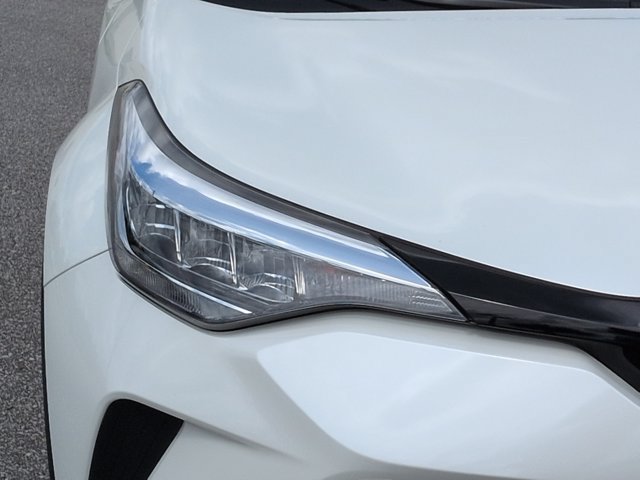 Used 2020 Toyota C-HR LE FWD image 11