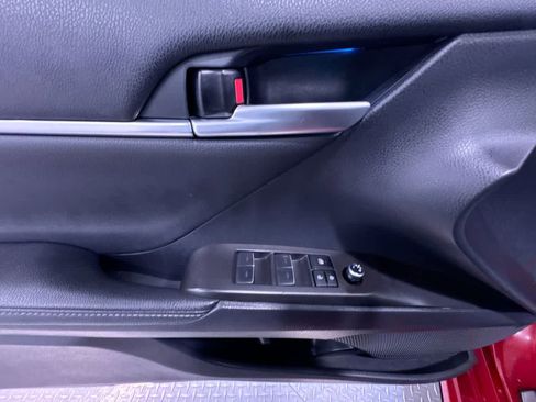 Used 2024 Toyota Camry XSE image 12