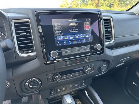 Certified 2024 Nissan Frontier SL w/ Technology Package image 29