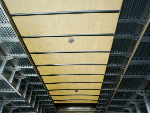 Used 2017 Ford F650 2WD Regular Cab Super Duty image 9