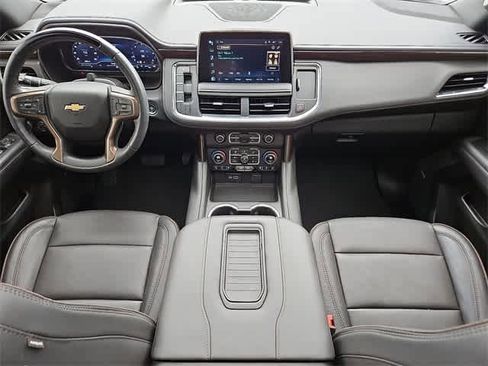Certified 2024 Chevrolet Suburban High Country w/ Advanced Technology Package image 26