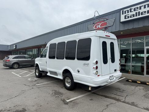 Used 2013 Ford E-350 and Econoline 350 Super Duty Wagon w/ Shuttle Bus Prep Pkg image 5