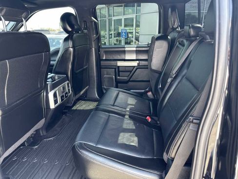 Used 2017 Ford F150 Lariat w/ Equipment Group 502A Luxury image 13