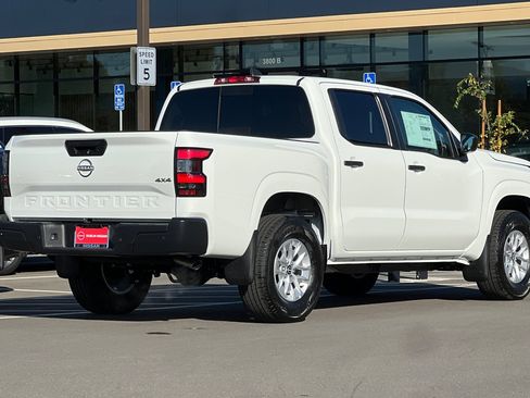 New 2026 Nissan Frontier S image 4
