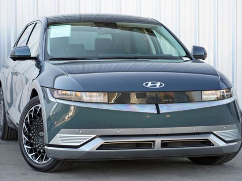 Used 2022 Hyundai Ioniq 5 Limited image 2