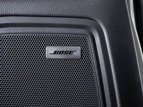 New 2026 Porsche Macan image 27