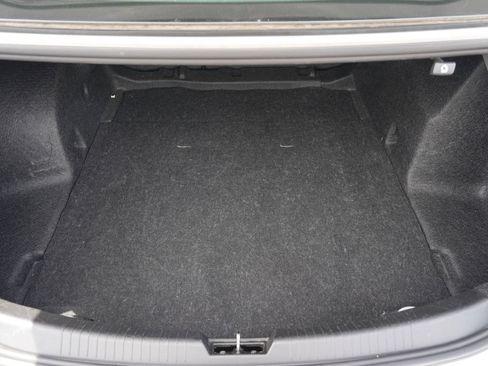 Used 2021 Chevrolet Malibu LS FWD image 26