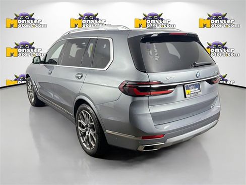 Used 2024 BMW X7 xDrive40i image 7