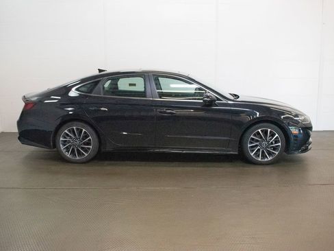Used 2023 Hyundai Sonata Limited FWD image 3