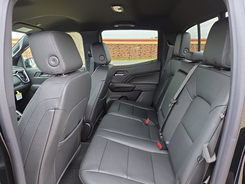 New 2026 GMC Canyon Elevation w/ Convenience Package AWD/4WD image 7