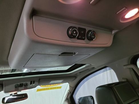 Used 2015 Nissan Armada Platinum image 58