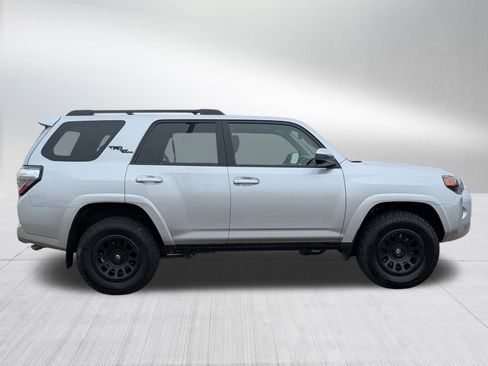 Used 2021 Toyota 4Runner TRD Off-Road image 8