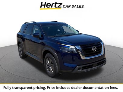 Used 2025 Nissan Pathfinder SV