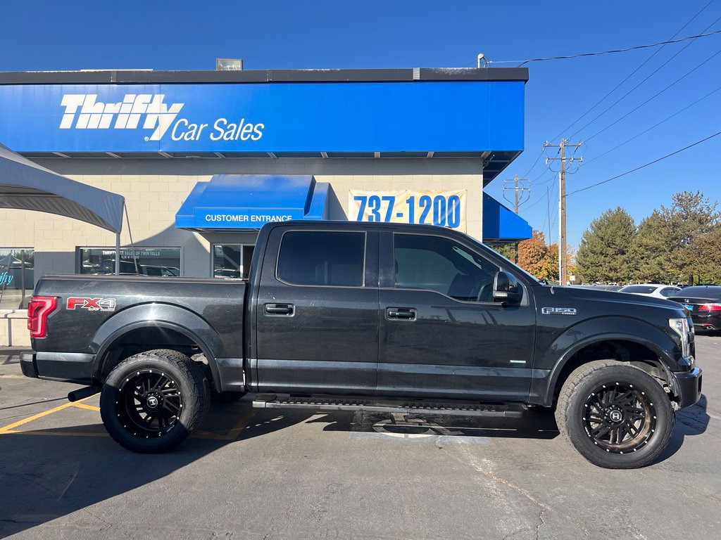 Used 2015 Ford F150 Lariat w/ Equipment Group 502A Luxury AWD/4WD image 2