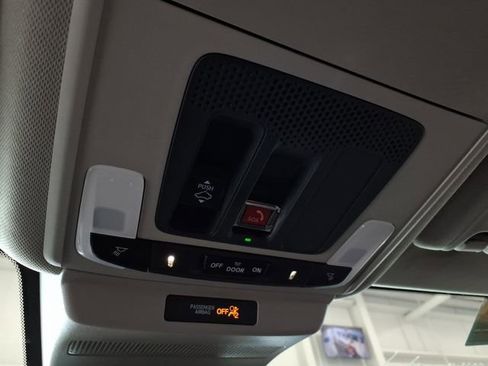 Certified 2025 Honda Accord Touring image 19