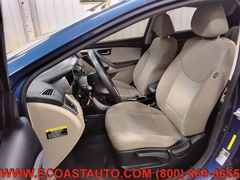 Used 2015 Hyundai Elantra SE w/ Option Group 02 image 10