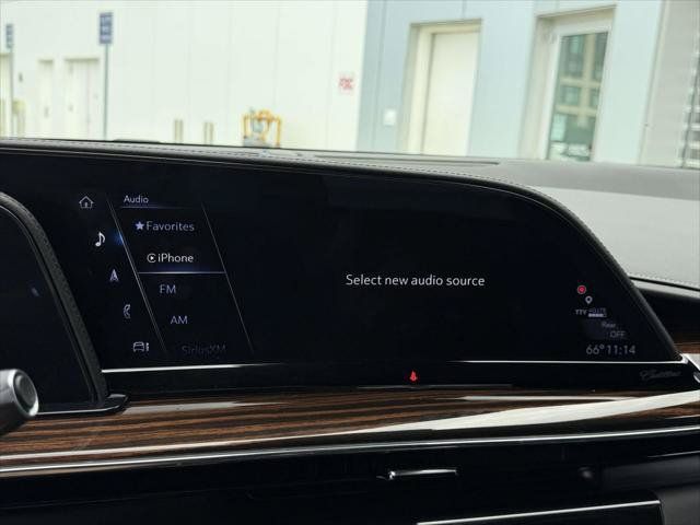 Used 2023 Cadillac Escalade Premium Luxury w/ Performance Package AWD/4WD image 31
