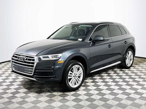 Used 2019 Audi Q5 2.0T Premium Plus w/ Premium Plus Package image 3
