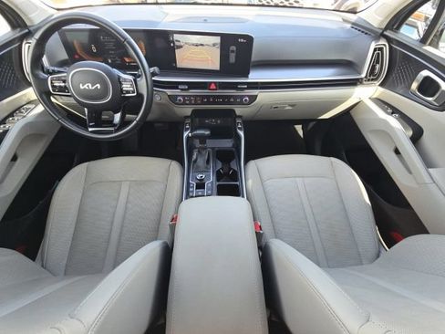 Used 2024 Kia Sorento S w/ Panoramic Sunroof Package FWD image 38