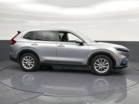 Used 2026 Honda CR-V EX image 4