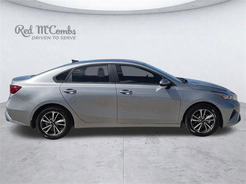 Used 2023 Kia Forte LXS FWD image 8