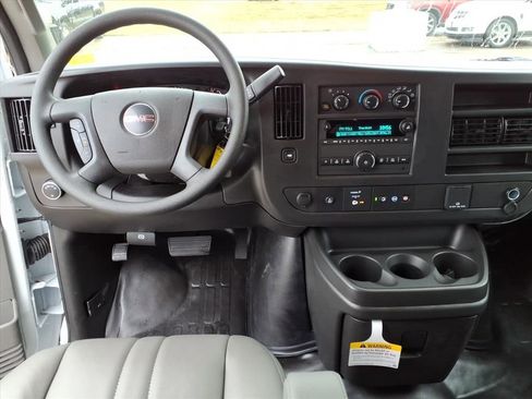 Used 2025 GMC Savana 2500 Work Van w/ Driver Convenience Package image 9