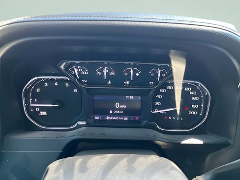Used 2021 GMC Sierra 2500 SLT w/ SLT Convenience Package AWD/4WD image 9