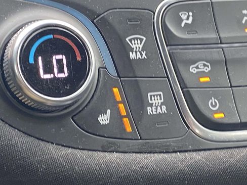 Used 2023 Chevrolet Malibu LT image 20