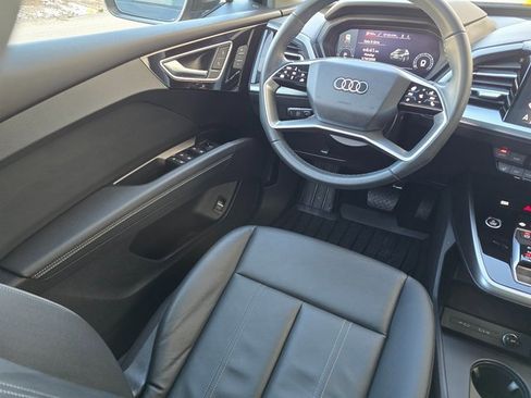 Used 2024 Audi Q4 e-tron Premium Plus image 19