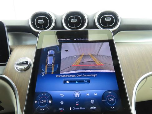 Certified 2025 Mercedes-Benz GLC 300 image 16