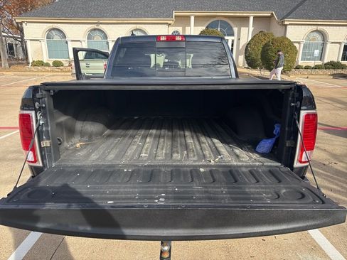 Used 2017 RAM 1500 Laramie w/ Convenience Group image 11